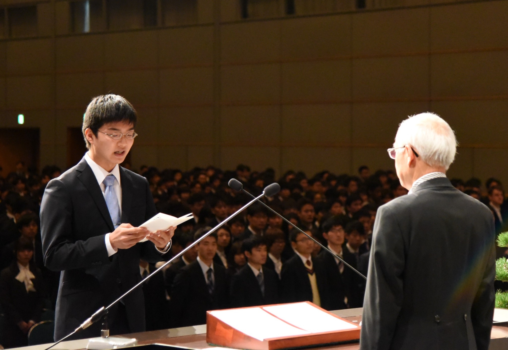 2564人の大学生活が幕開け　入学式