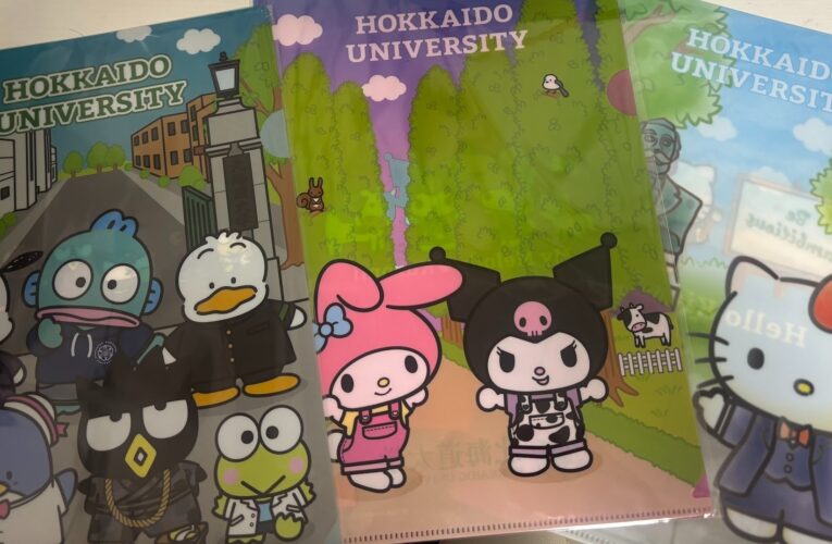 北大がサンリオキャラクターと初コラボ　オリジナルグッズを販売